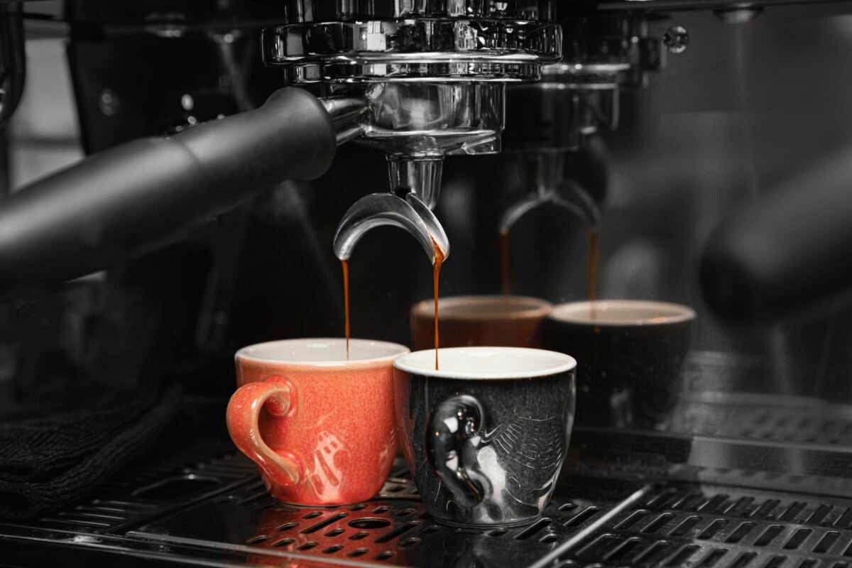 commercialcoffeemachineimgfeat1