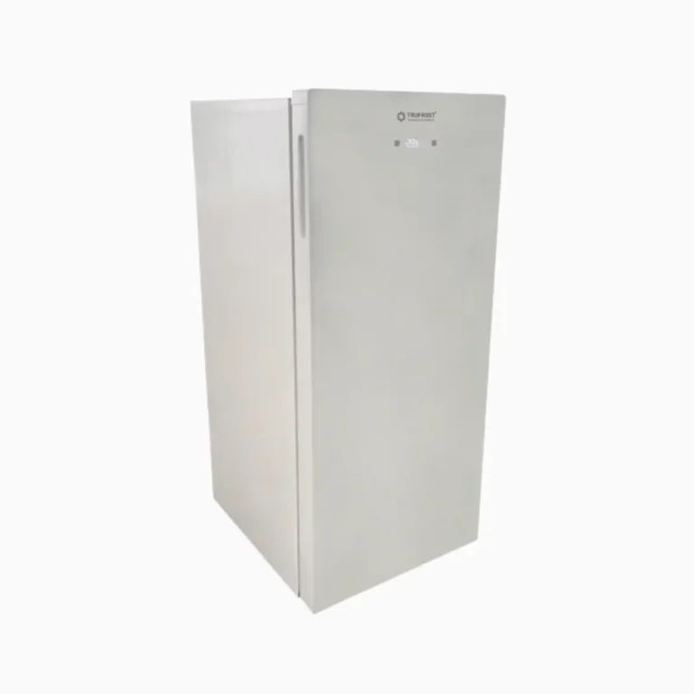 trufrost upright freezer u220 front view